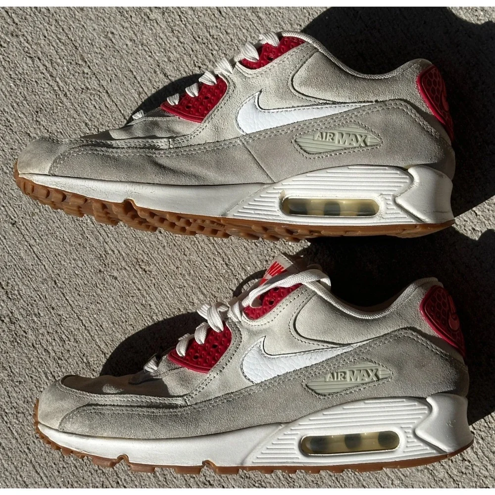 Nike Air Max 90 QS NYC Strawberry Cheesecake Womens Size 9 Cream Red 813150-200